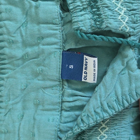 Old Navy Embroidered Clip-Dot Maxi Dress in English Ivy color size Small - Picture 4 of 5